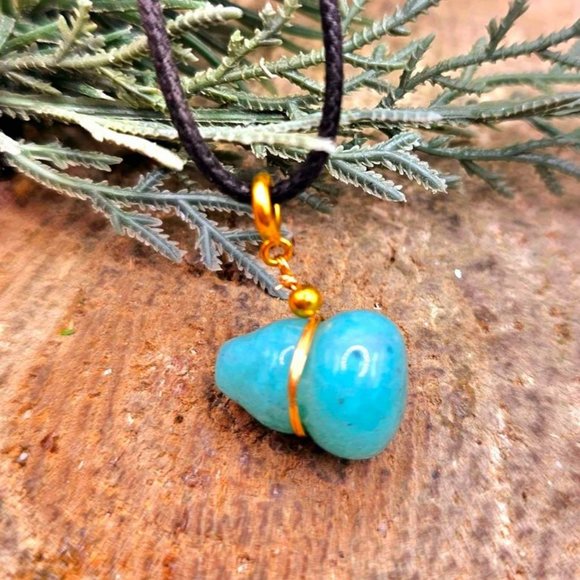 Beautiful Nature Amazonite Blessing Gourd Gold Accent Pendant Necklace - Picture 6 of 10